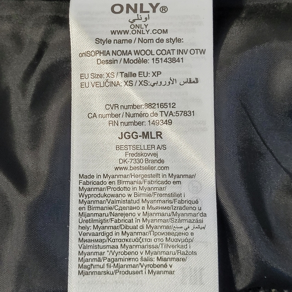 NWT ONLY  Wool 3/4  Length Winter Black Coat Stand Up ColLar Medium Weig… - Picture 8 of 12